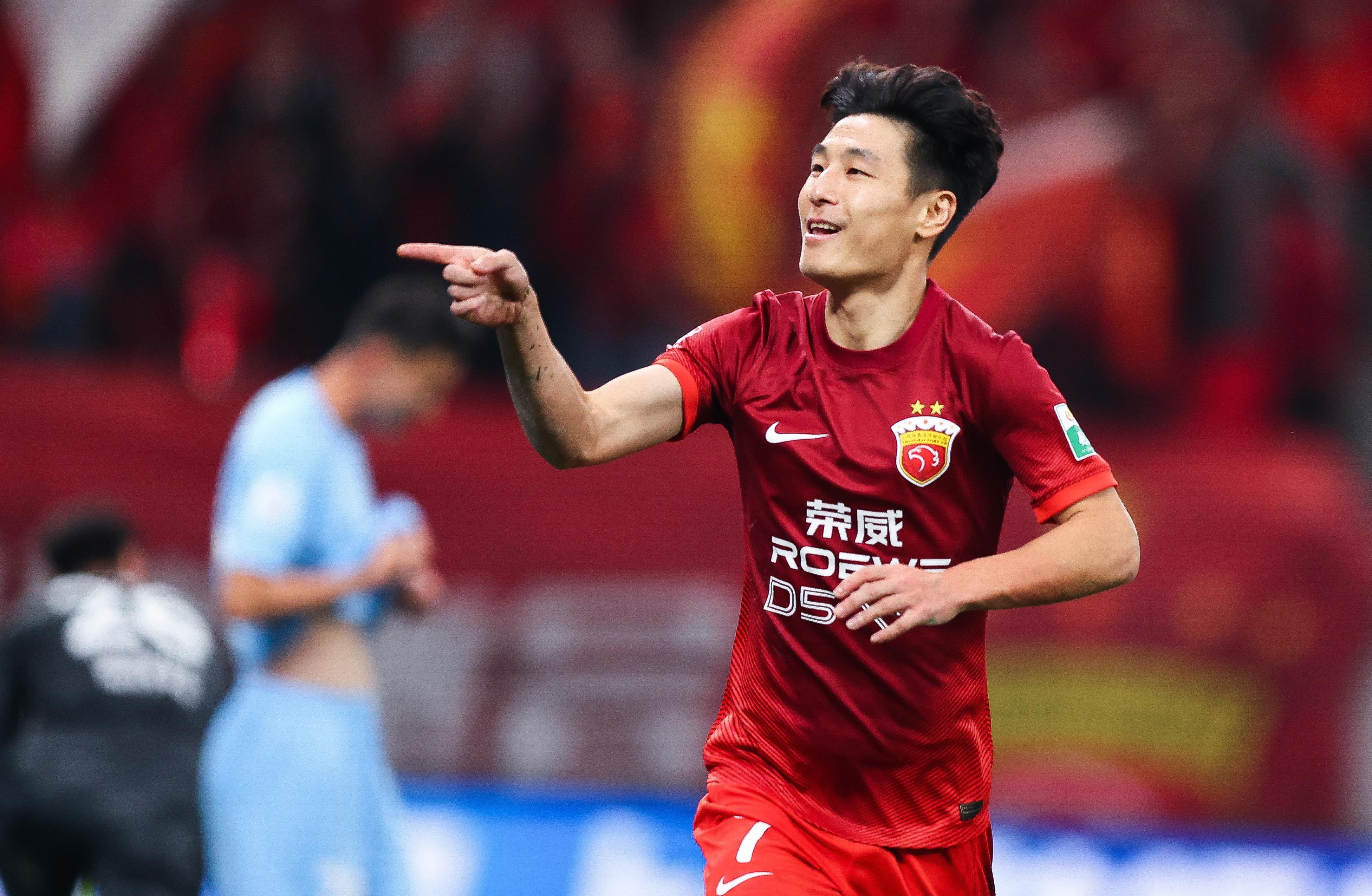 武磊错失单刀球，海港门将神勇扑救成最大功臣！的简单介绍